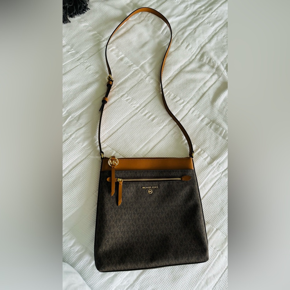 Michael Kors Crossbody